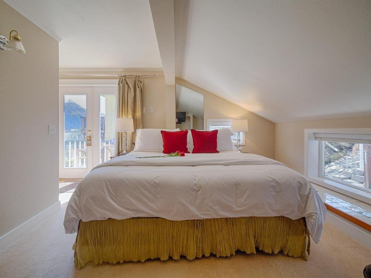 Beachside Villa Luxury Suites And Vacation Rentals Juneau Room photo
